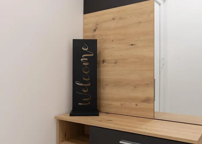 Luxury Brendi * Log pri Brezovici